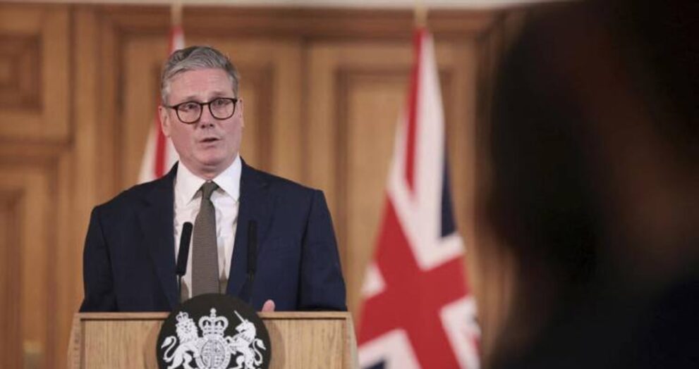 Britain Seeks Economic Revival with International Investment Summit