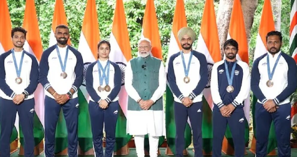 India’s Olympic Athletes Meet PM Modi on Independence Day