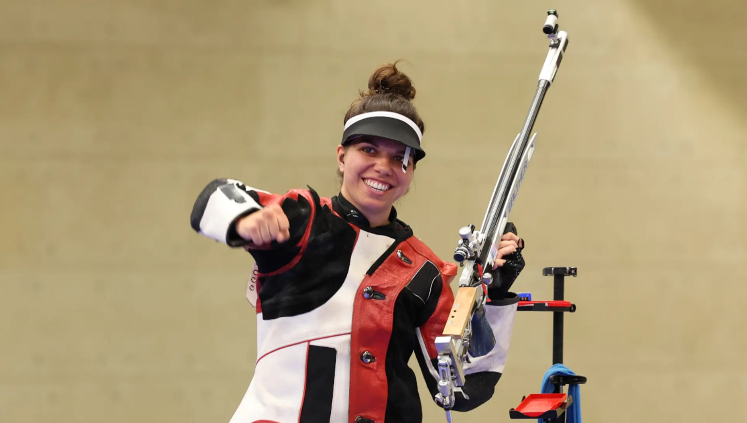 Swiss Shooter Chiara Leone Clinches Gold with Record Score at Paris Games
