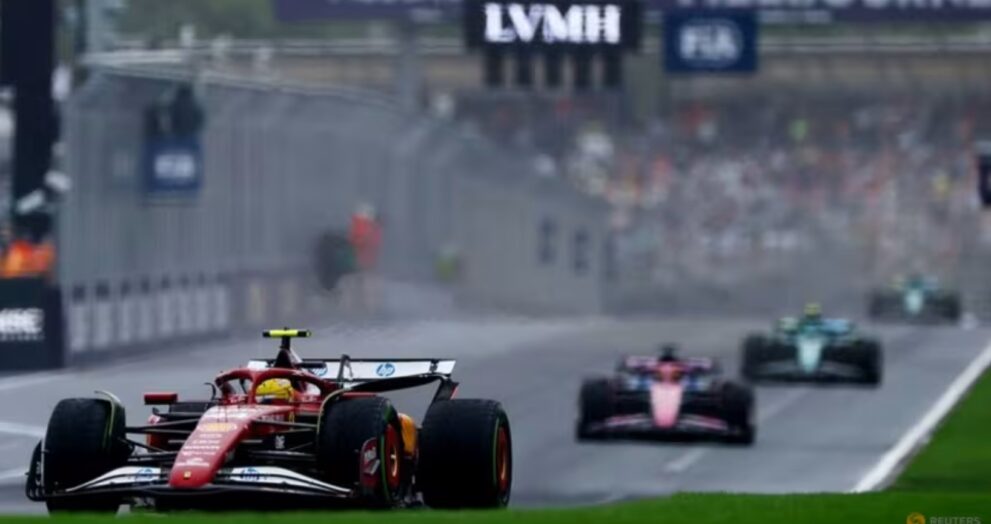 Thailand plans to bring Formula One to Bangkok by 2028. On Tuesday, Prime Minister Paetongtarn Shinawatra met with Formula One chief Stefano Domenicali and announced plans for a feasibility study.