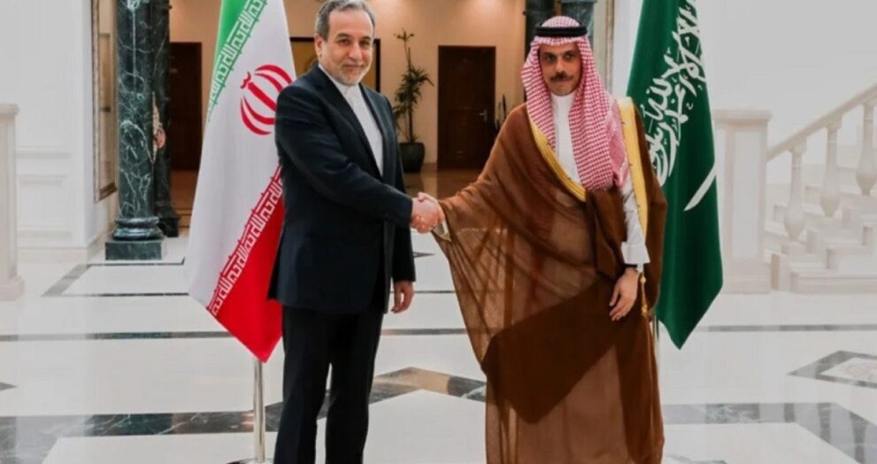 Iran has proposed forming a regional uranium enrichment partnership with Saudi Arabia and the UAE to resolve US concerns about its nuclear project.