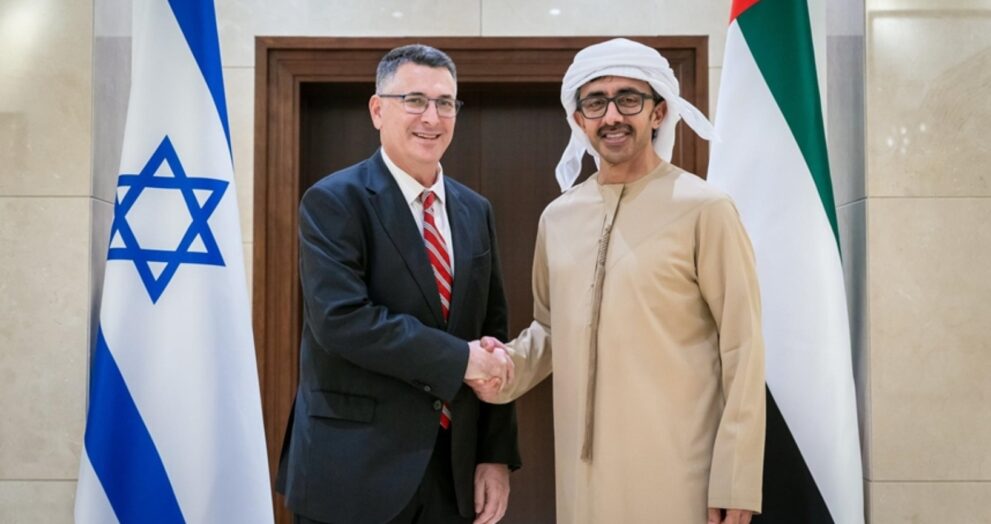 Sheikh Abdullah bin Zayed Al Nahyan, the UAE's Deputy Prime Minister and Minister of Foreign Affairs, met with Israel's Foreign Minister, Gideon Sa'ar, in Abu Dhabi for a diplomatic discussion aimed at strengthening cooperation and tackling important regional issues.