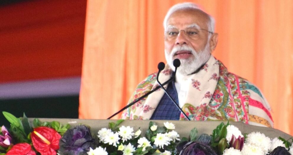 Prime Minister Narendra Modi dedicated and laid the foundation stone for more than ₹5,400 crore of development projects across Gujarat, including trains, roads, power, housing, and urban infrastructure.