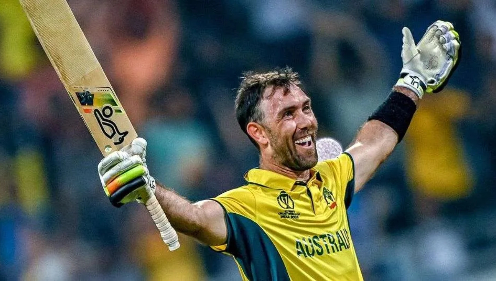 Glenn Maxwell led Australia to a nail-biting two-wicket victory against South Africa in the third Twenty20 international in Cairns, completing a 2-1 series sweep.