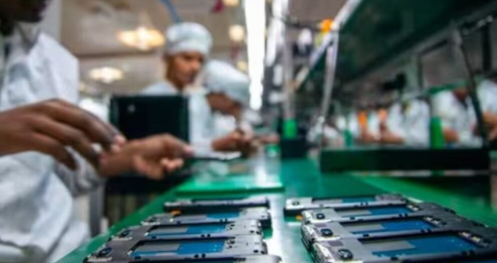 India achieved a new milestone in smartphone exports during the first quarter of FY26 (April-June), with shipments totalling $7.72 billion.