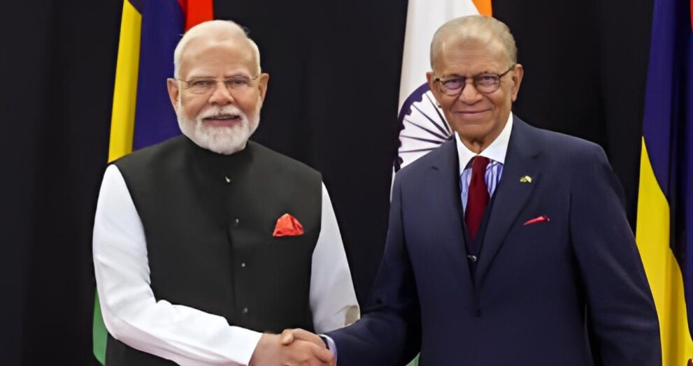 Mauritian Prime Minister Dr. Navinchandra Ramgoolam arrived in Mumbai for a State visit to deepen the India-Mauritius Enhanced Strategic Partnership.