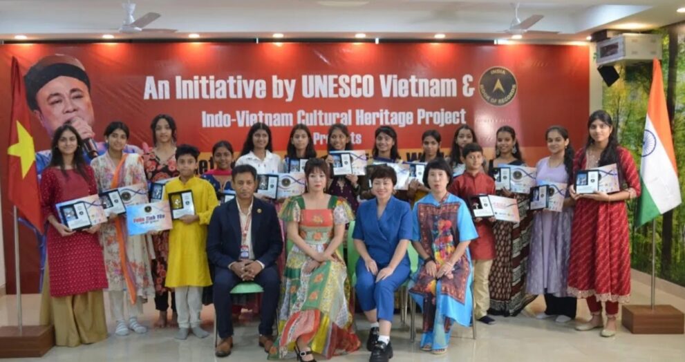 In an effort to strengthen cultural ties between India and Vietnam, UNESCO-Vietnam has collaborated with the India Book of Records (IBR) to promote Indo-Vietnam cultural heritage through a variety of activities.
