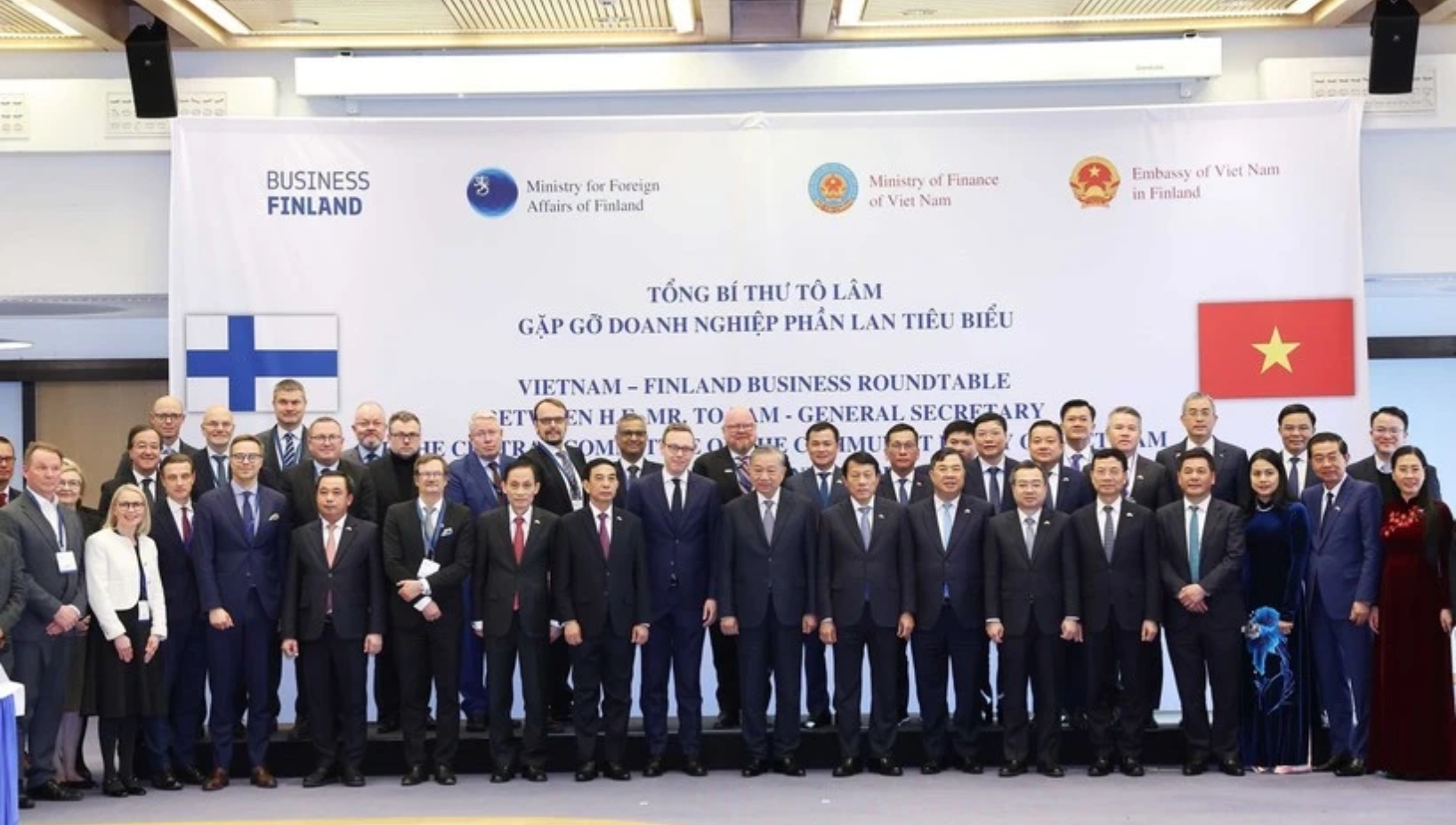 Vietnam and Finland have expanded their bilateral relations through a series of cooperation agreements signed during Party Chief To Lam's official visit to Helsinki.