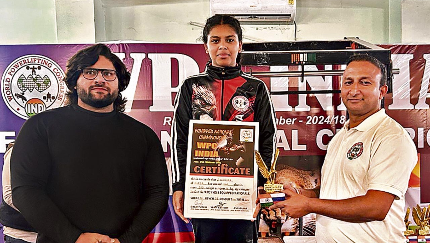 Surineni Vanisha Rao clinched gold in the 52kg weight category at the National Powerlifting Championship held in New Delhi, delivering an outstanding performance to emerge as one of the standout athletes of the event.
