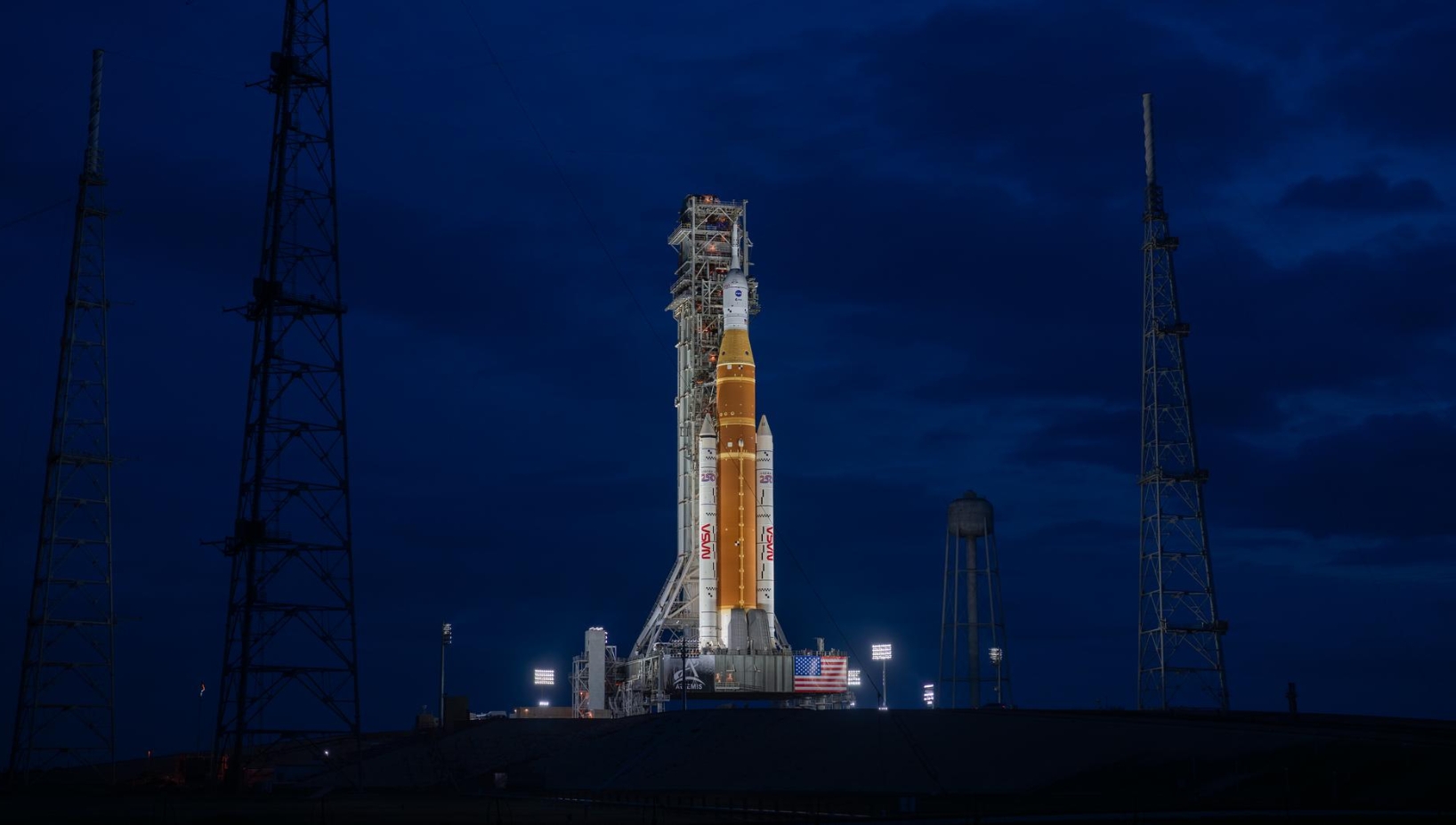 NASA will attempt once again this week to fully fuel its Space Launch System rocket with more than 700,000 gallons of liquid hydrogen and liquid oxygen as part of a full launch countdown rehearsal, known as a wet dress rehearsal (WDR).