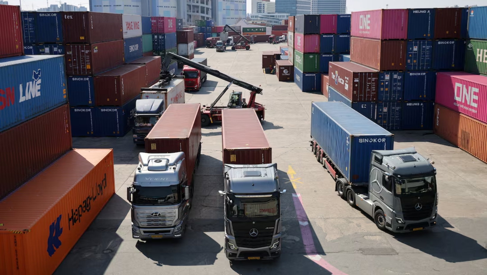 South Korea has recorded a surge in exports, reaching a four-decade high, driven by a booming semiconductor industry.