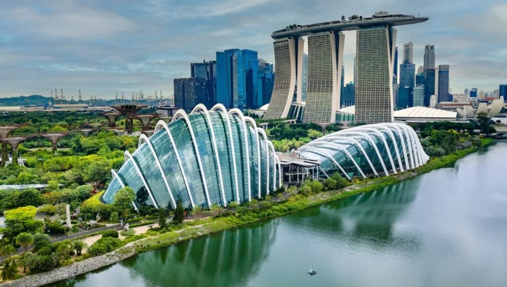 Singapore and the World Bank Group have jointly launched a new carbon markets programme aimed at strengthening high-integrity climate finance and expanding transparent global carbon trading systems.