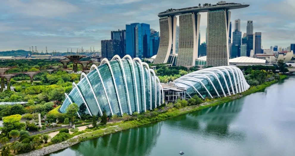 Singapore and the World Bank Group have jointly launched a new carbon markets programme aimed at strengthening high-integrity climate finance and expanding transparent global carbon trading systems.