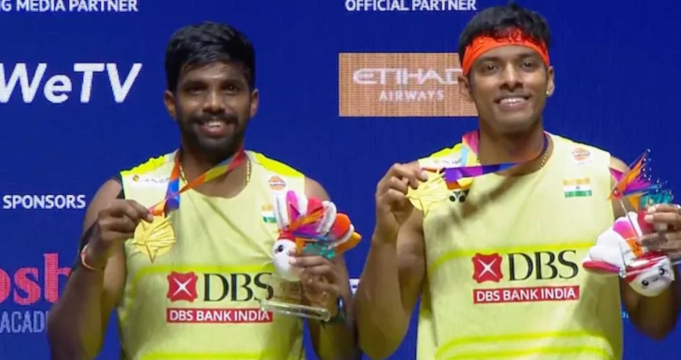 India’s celebrated men’s doubles pair of Satwiksairaj Rankireddy and Chirag Shetty captured the BWF Singapore Open Super 750 title with a commanding performance, adding another prestigious trophy to their growing list of international achievements.