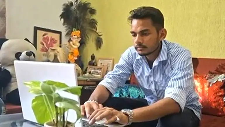 Meerut Student Becomes ISRO Scientist Through Self-Study and YouTube